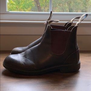 Blundstone 500 Boots in Stout Brown
